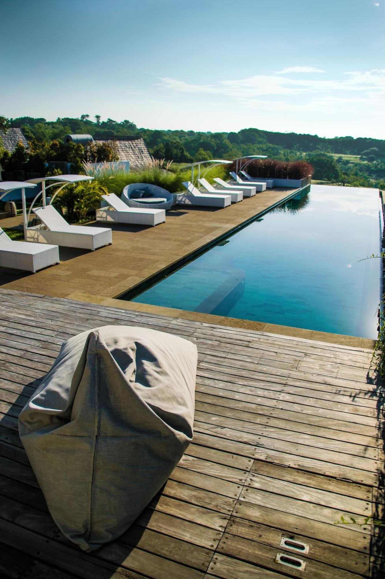 Salty Breeze Bali Hotell Ungasan Exteriör bild