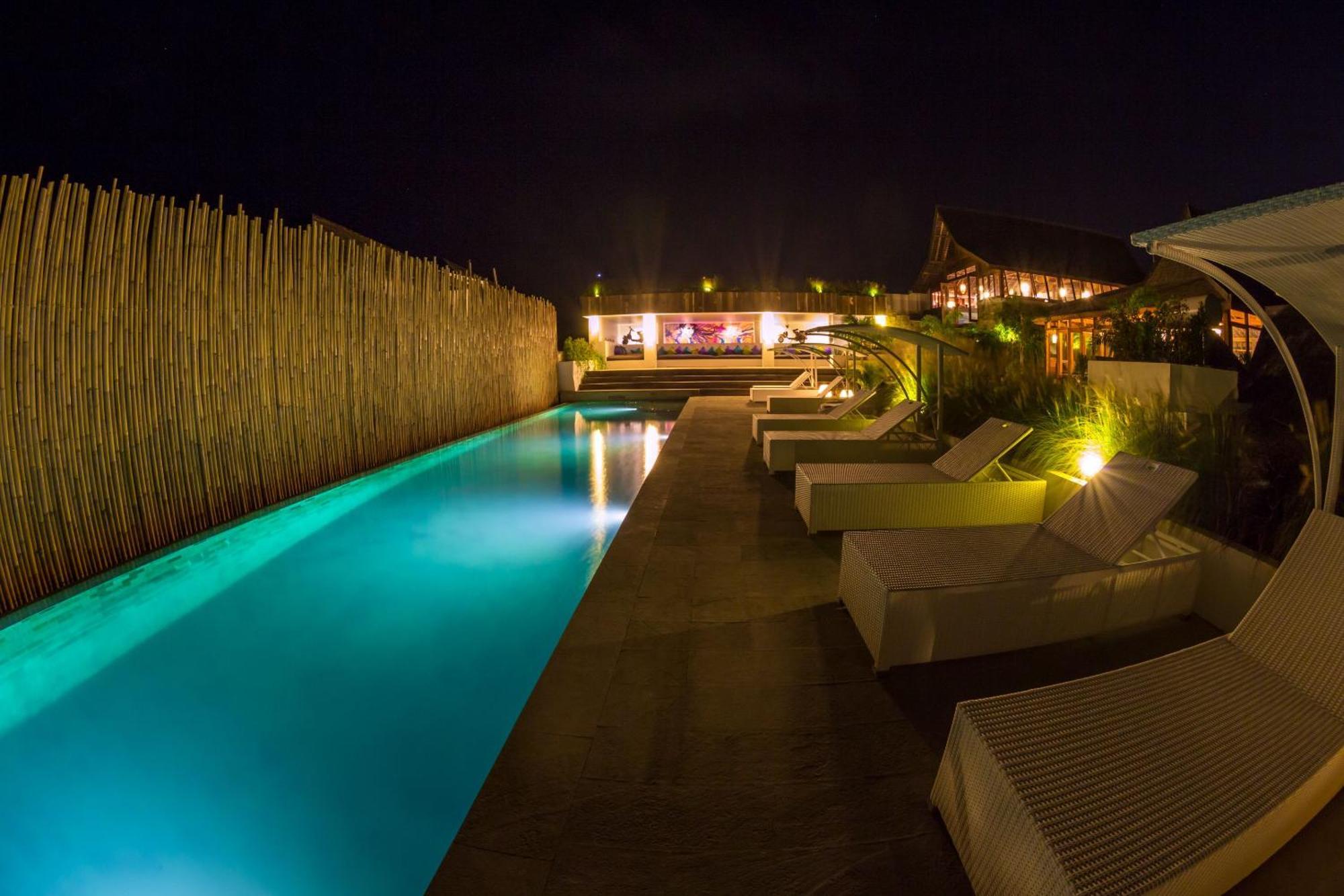 Salty Breeze Bali Hotell Ungasan Exteriör bild